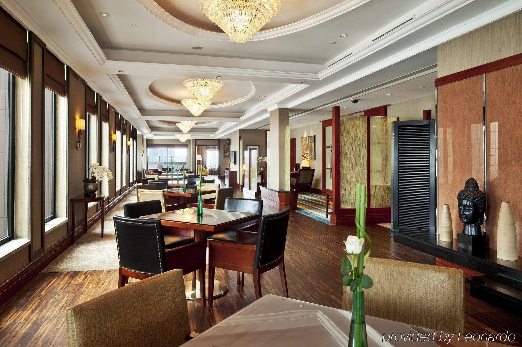 Parkline Century Park Hotel Shanghai Restaurant photo